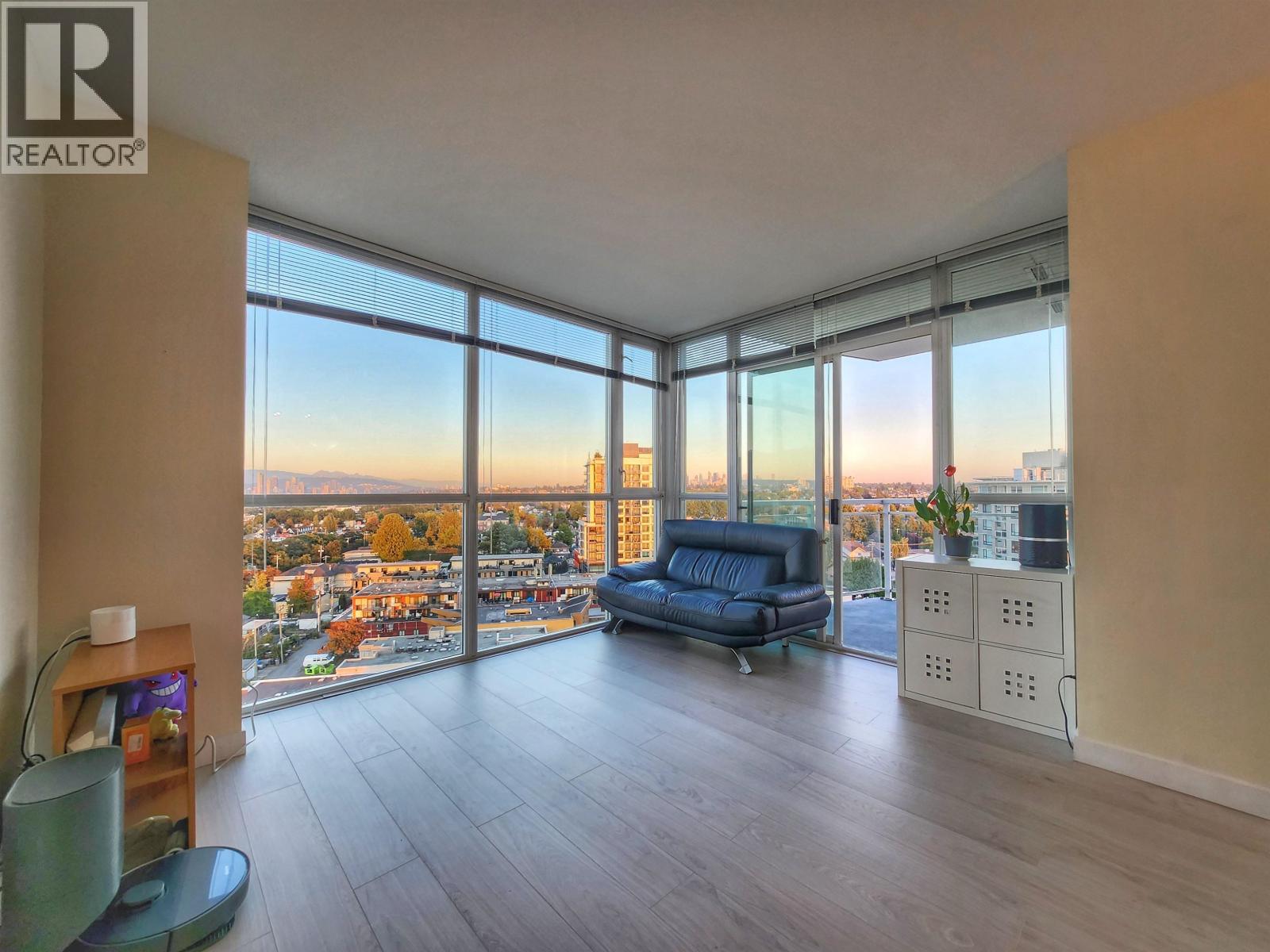 1307 4028 Knight Street, Vancouver, British Columbia V5N 5Y8 - Photo 3 - R3083803