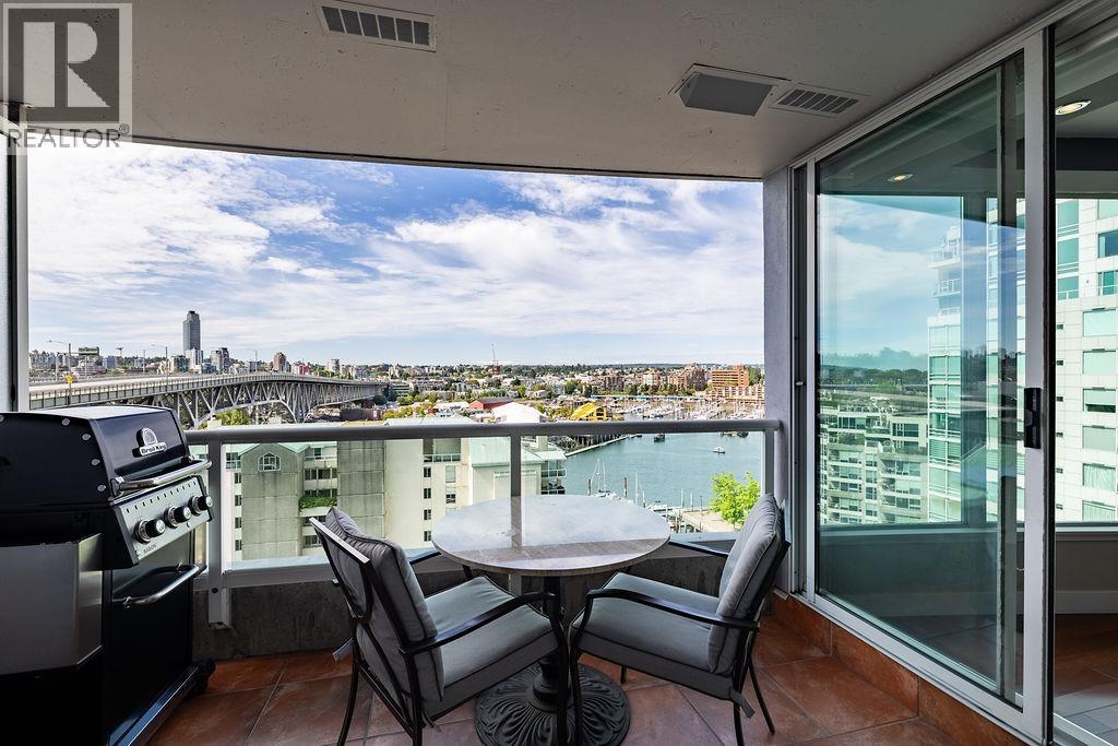 1405 1500 Howe Street, Vancouver, British Columbia  V6Z 2N1 - Photo 2 - R3083828