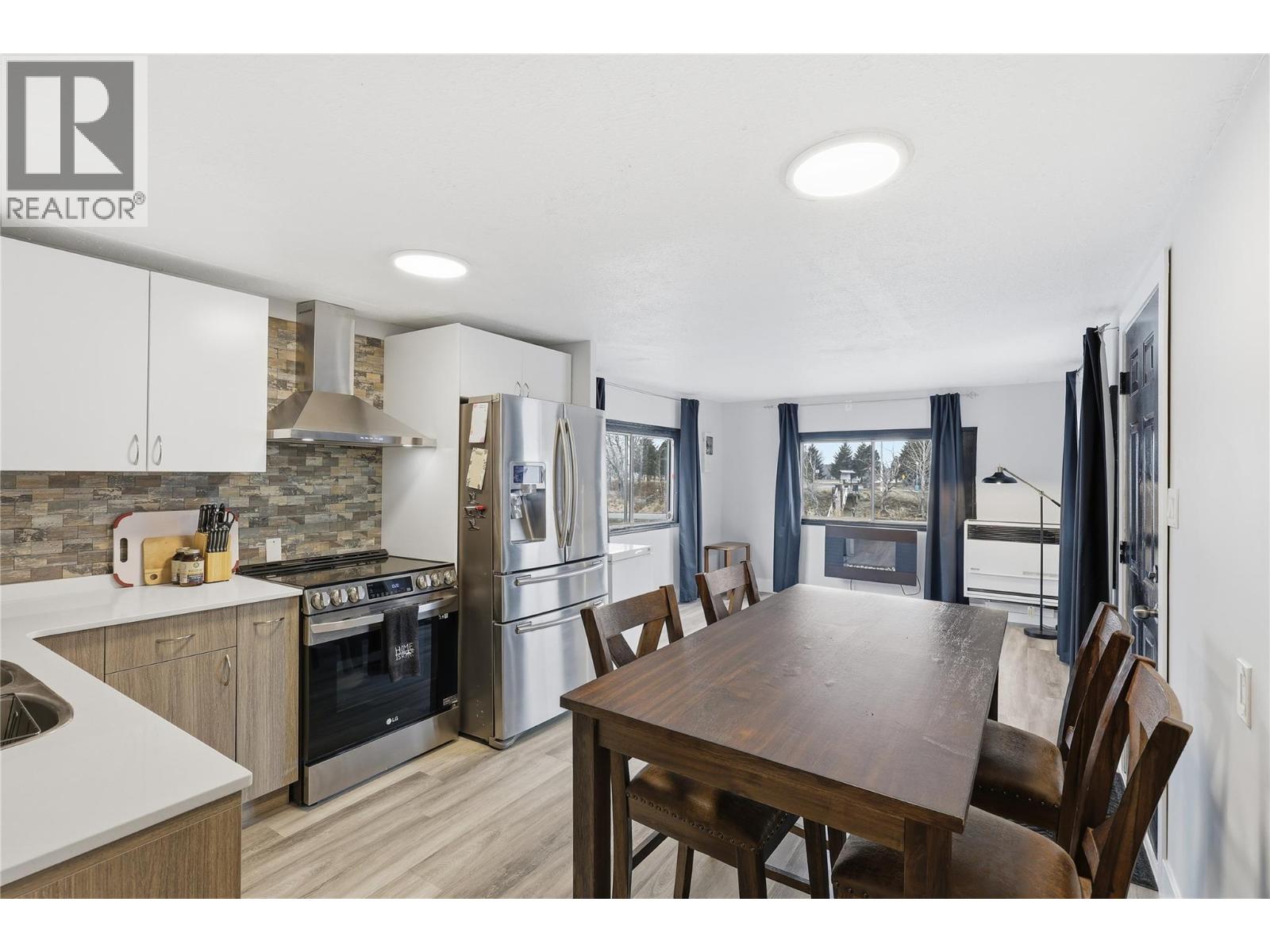 41 Van Dyke St Street, Kamloops, British Columbia  V2B 4G2 - Photo 1 - 10374067