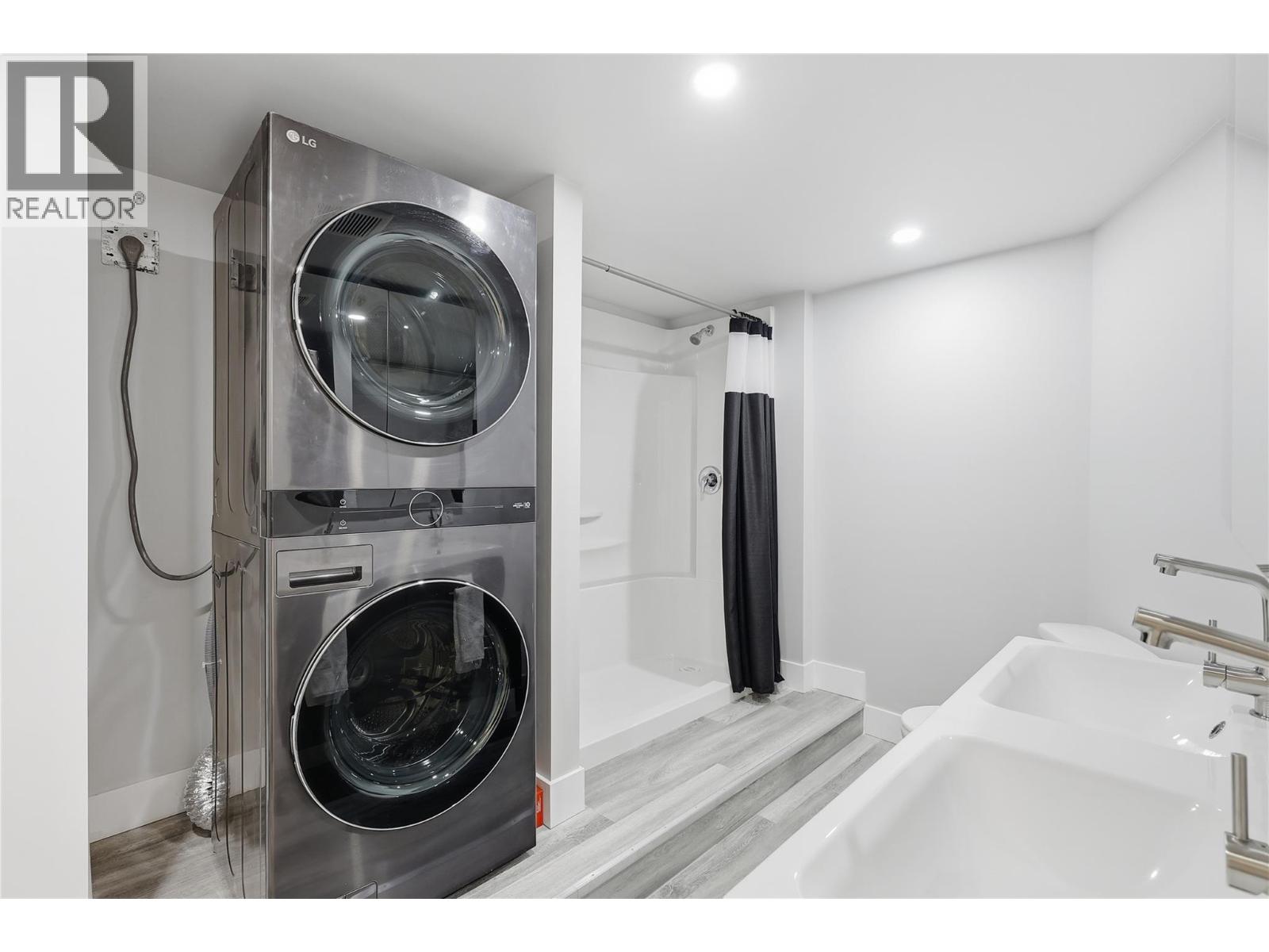 41 Van Dyke St Street, Kamloops, British Columbia  V2B 4G2 - Photo 17 - 10374067