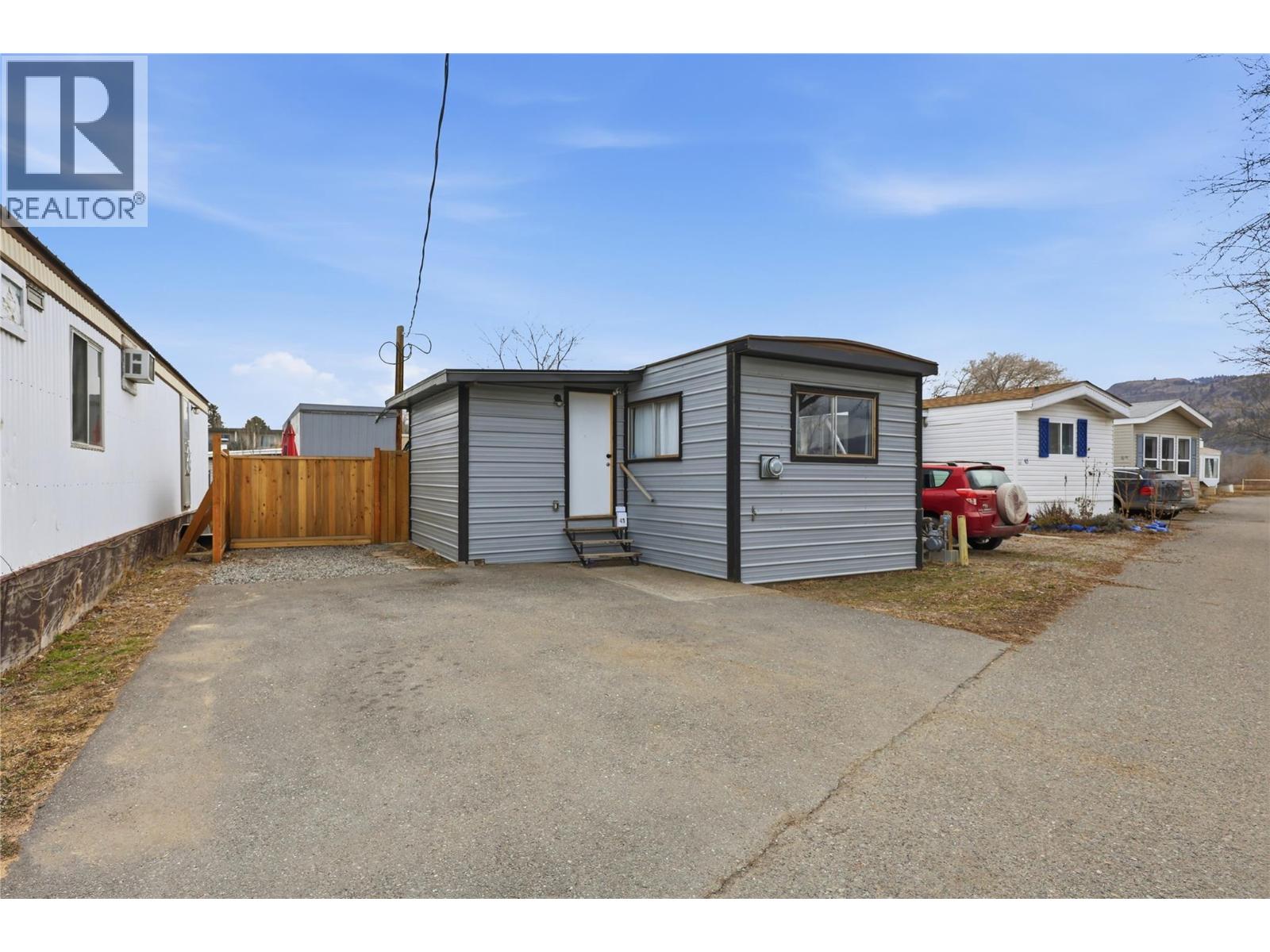 41 Van Dyke St Street, Kamloops, British Columbia  V2B 4G2 - Photo 6 - 10374067