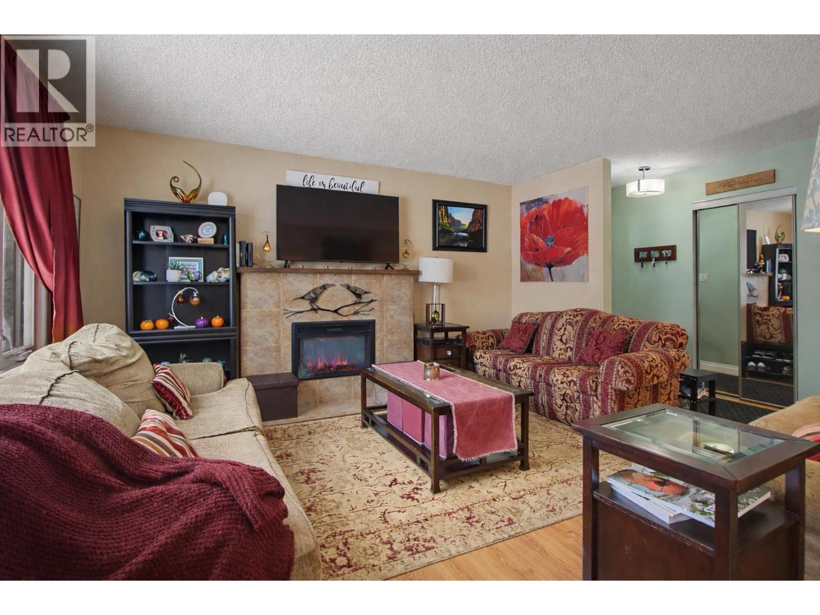 6869 Fairmont Crescent, Prince George, British Columbia  V2N 2P7 - Photo 3 - R3083590