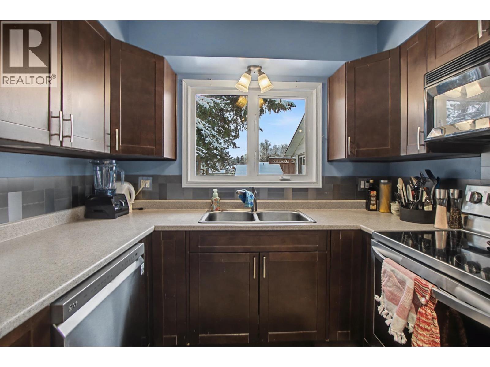 6869 Fairmont Crescent, Prince George, British Columbia  V2N 2P7 - Photo 7 - R3083590