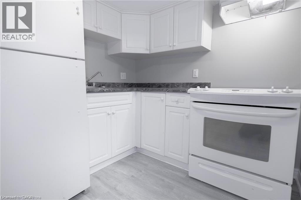 11 Perry Street, St. Catharines, Ontario  L2R 1K7 - Photo 23 - 40801117