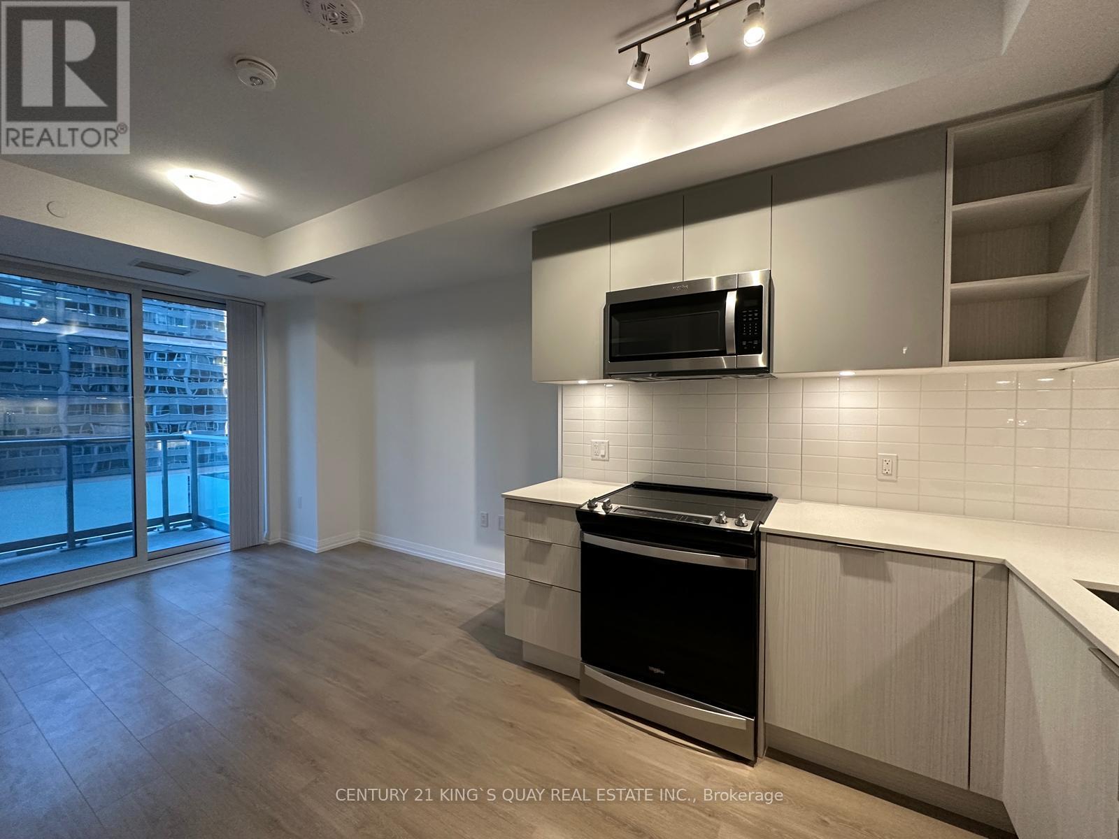602 - 25 Holly Street, Toronto, Ontario  M4S 0E3 - Photo 3 - C12733804