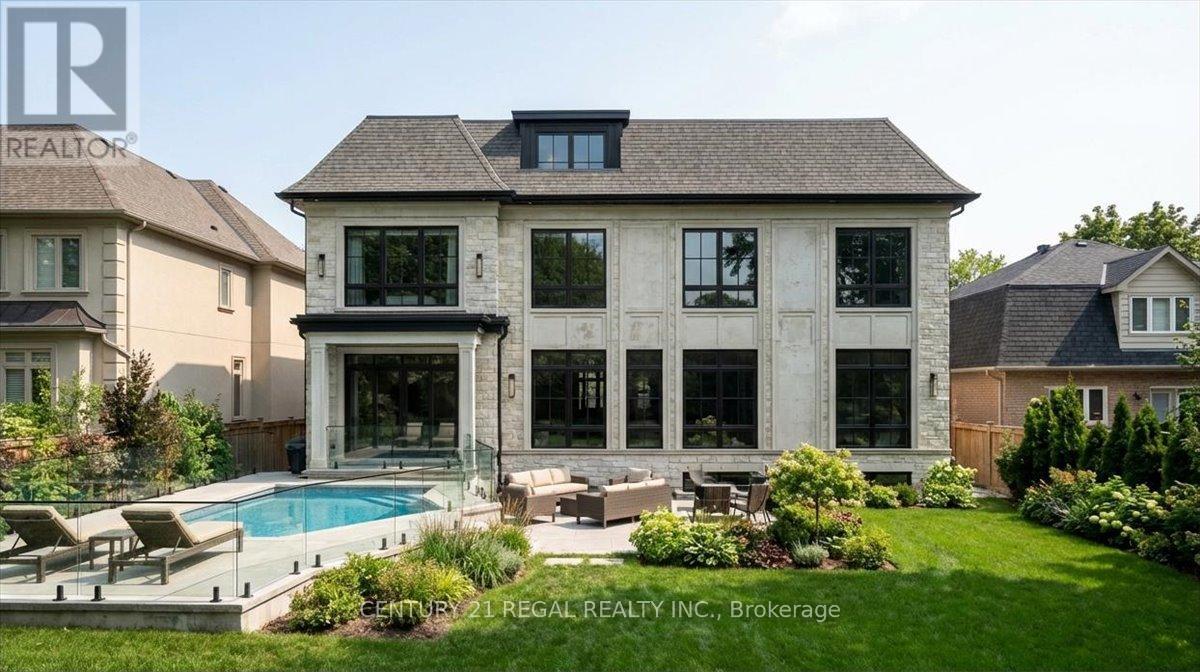 11 Montressor Drive, Toronto, Ontario  M2P 1Y9 - Photo 3 - C12733814