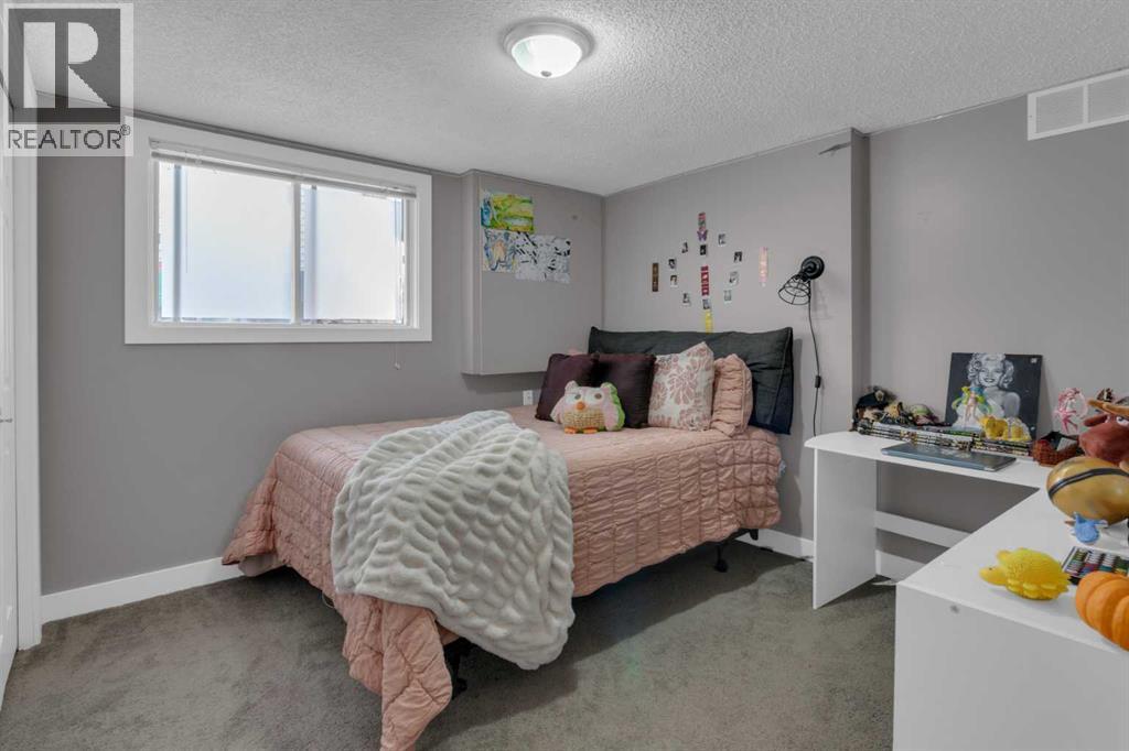 40 Hunters Gate, Okotoks, Alberta  T0L 1T4 - Photo 21 - A2280448