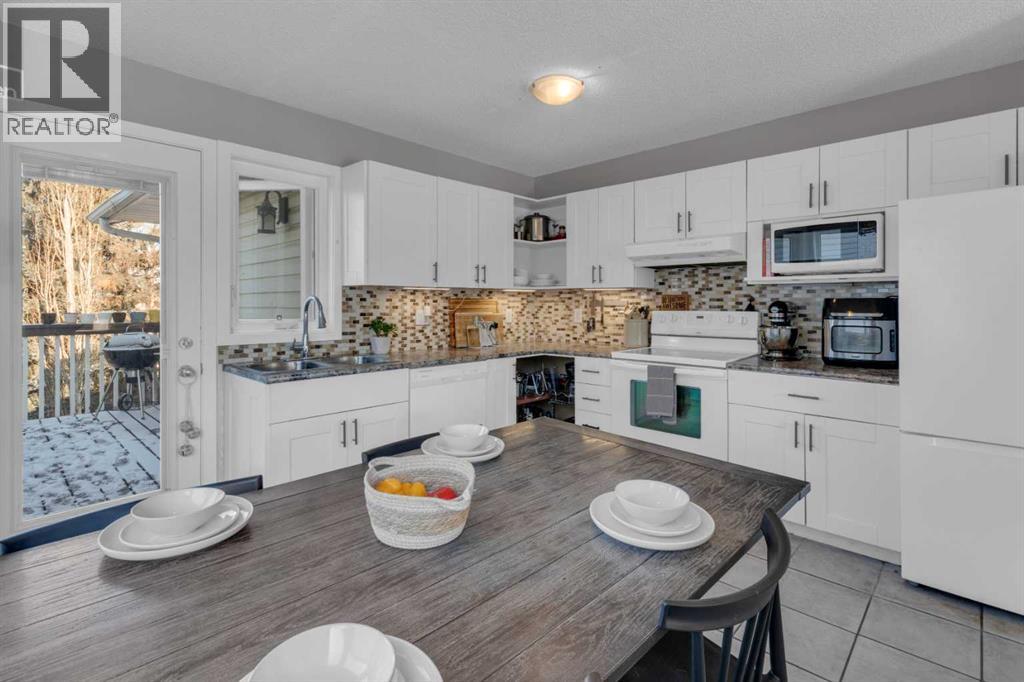 40 Hunters Gate, Okotoks, Alberta  T0L 1T4 - Photo 13 - A2280448