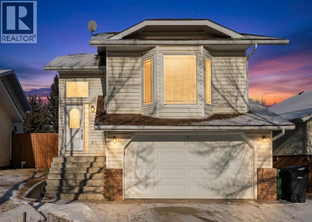 40 Hunters Gate, Okotoks, Alberta  T0L 1T4 - Photo 1 - A2280448