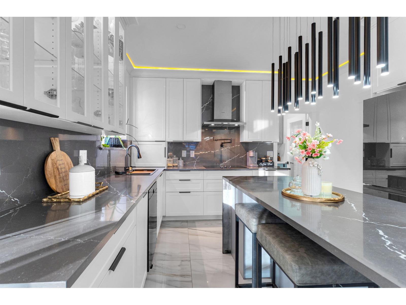 8379 152a Street, Surrey, British Columbia V3S 8M8 - Photo 5 - R3080383