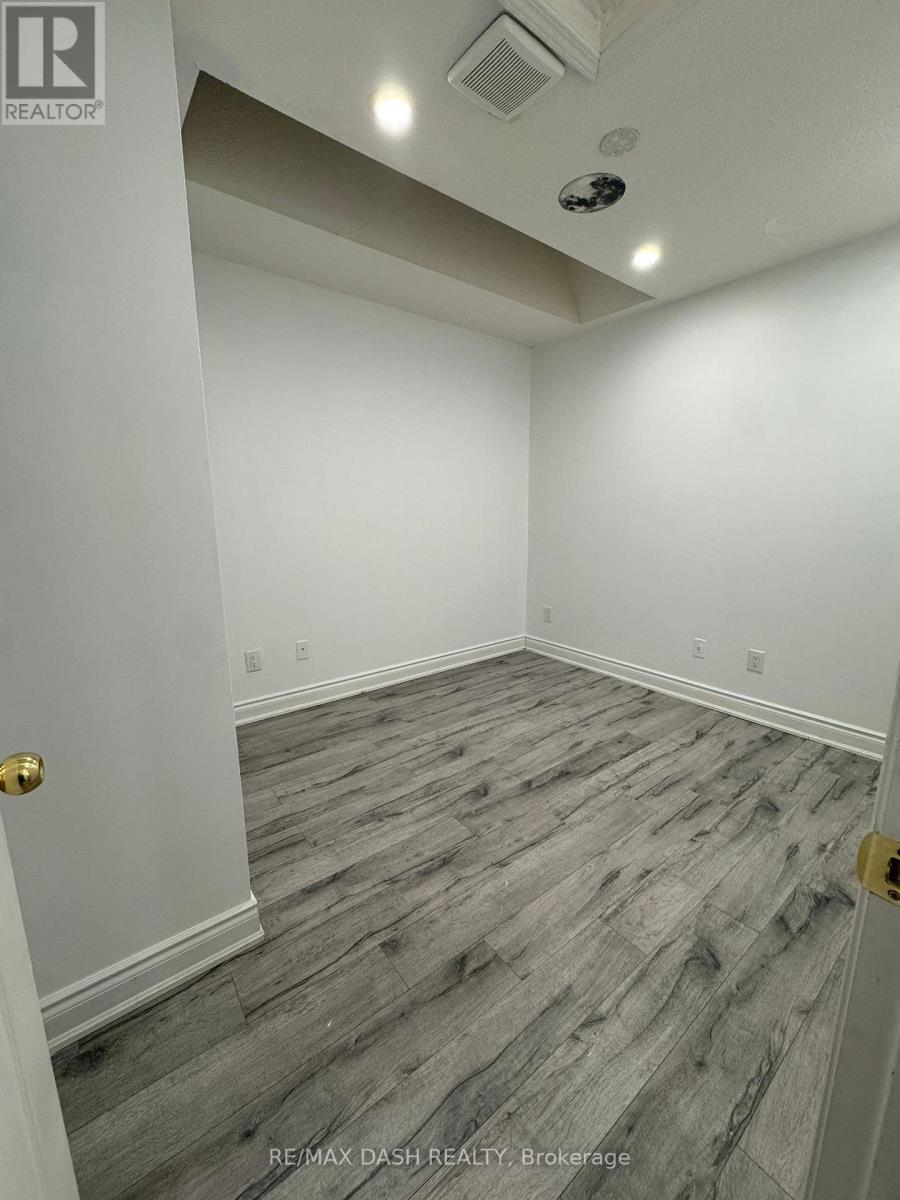 16 Thornharrold Street, Ajax, Ontario  L1S 0A6 - Photo 10 - E12733808