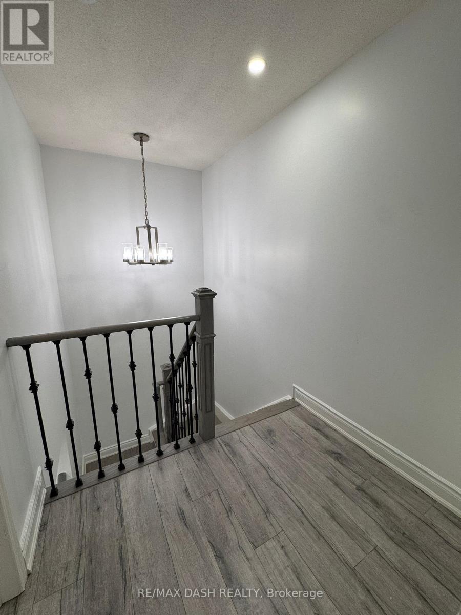 16 Thornharrold Street, Ajax, Ontario  L1S 0A6 - Photo 9 - E12733808