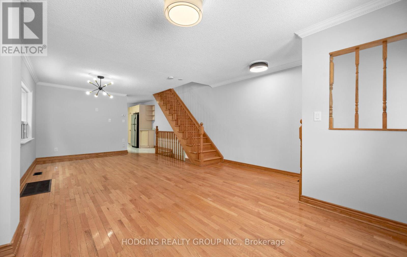 42 Durant Avenue, Toronto, Ontario  M4J 4V9 - Photo 10 - E12733812