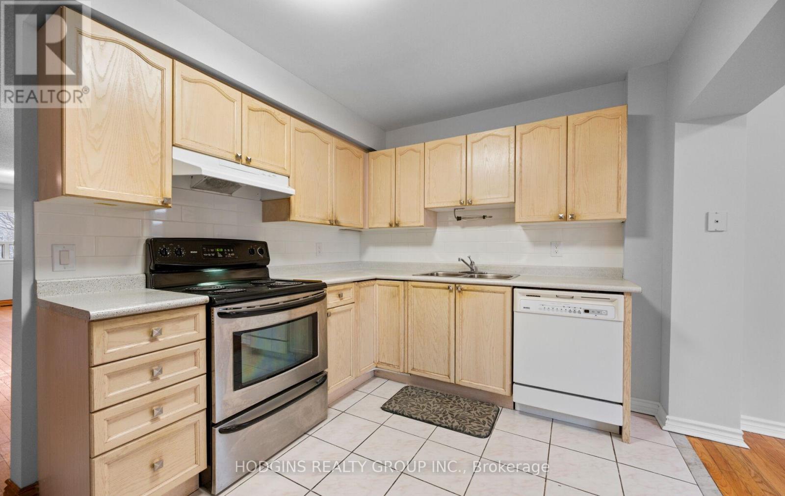 42 Durant Avenue, Toronto, Ontario  M4J 4V9 - Photo 12 - E12733812