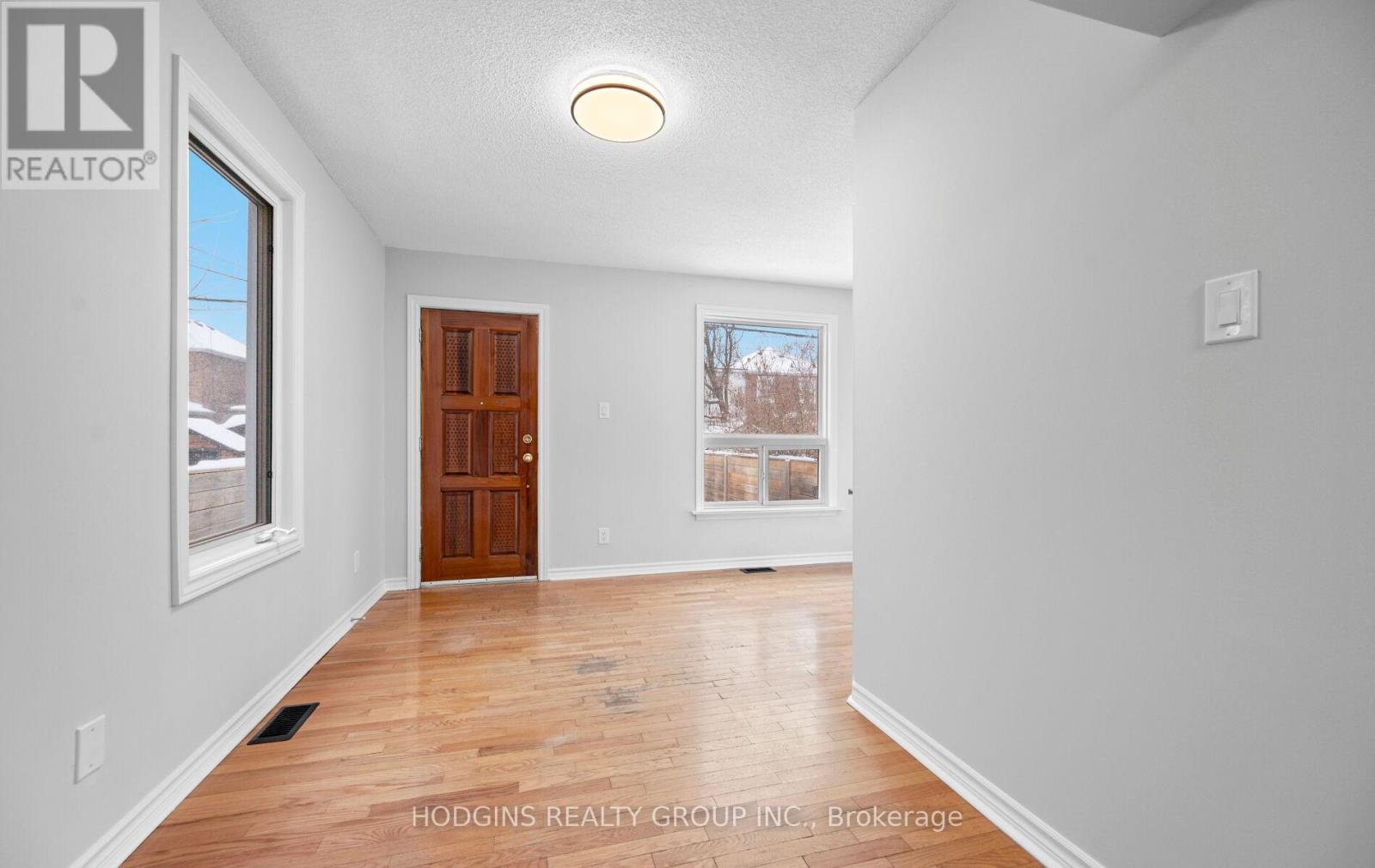 42 Durant Avenue, Toronto, Ontario  M4J 4V9 - Photo 15 - E12733812