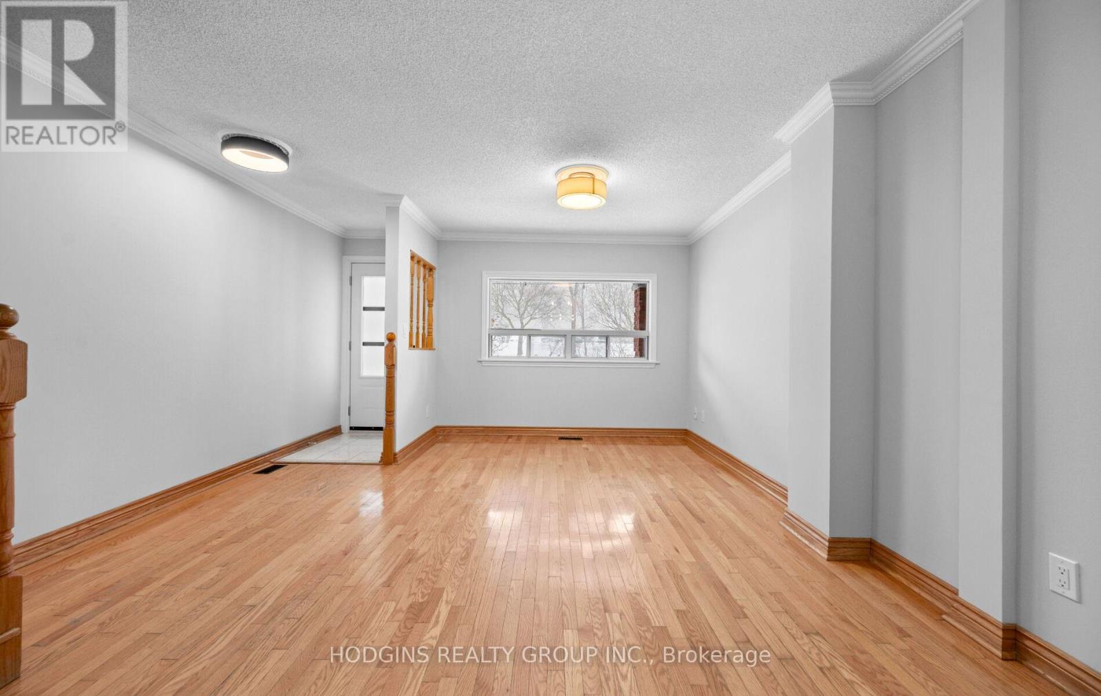 42 Durant Avenue, Toronto, Ontario  M4J 4V9 - Photo 7 - E12733812