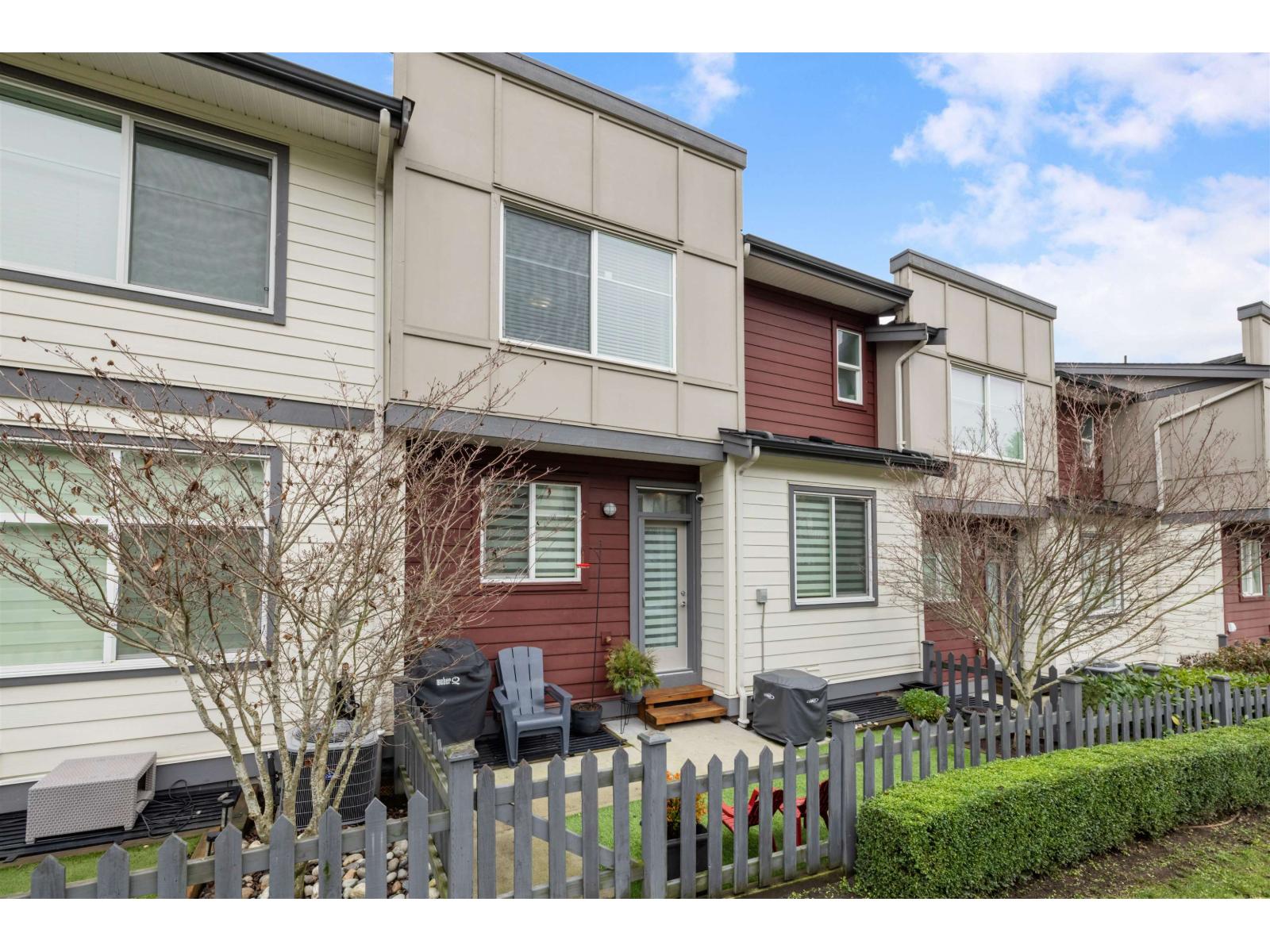 82 15665 Mountain View Drive, Surrey, British Columbia  V3Z 0W8 - Photo 1 - R3083557