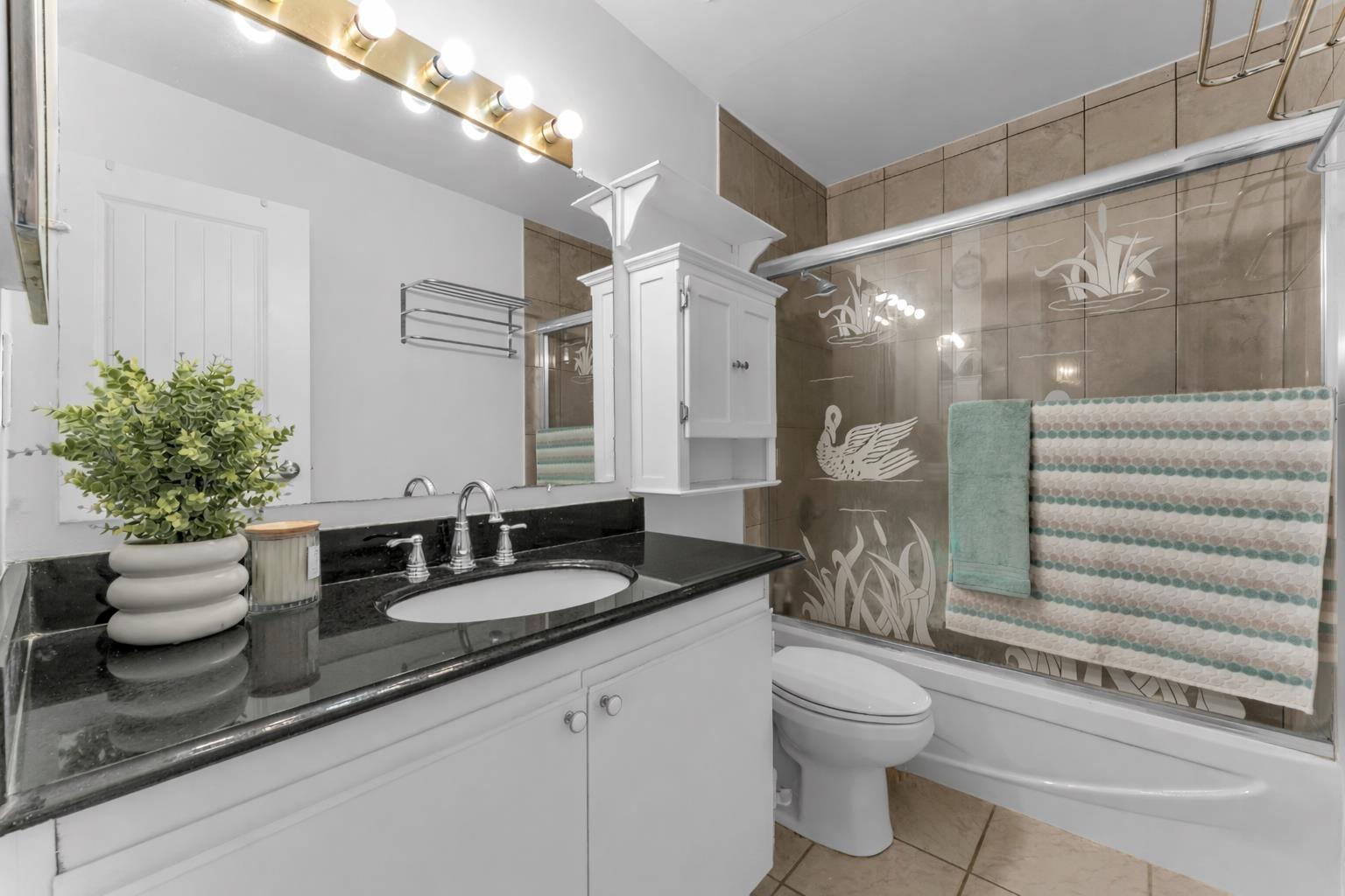 42 13990 74 Avenue, Surrey, British Columbia  V3W 7E6 - Photo 9 - R3083508