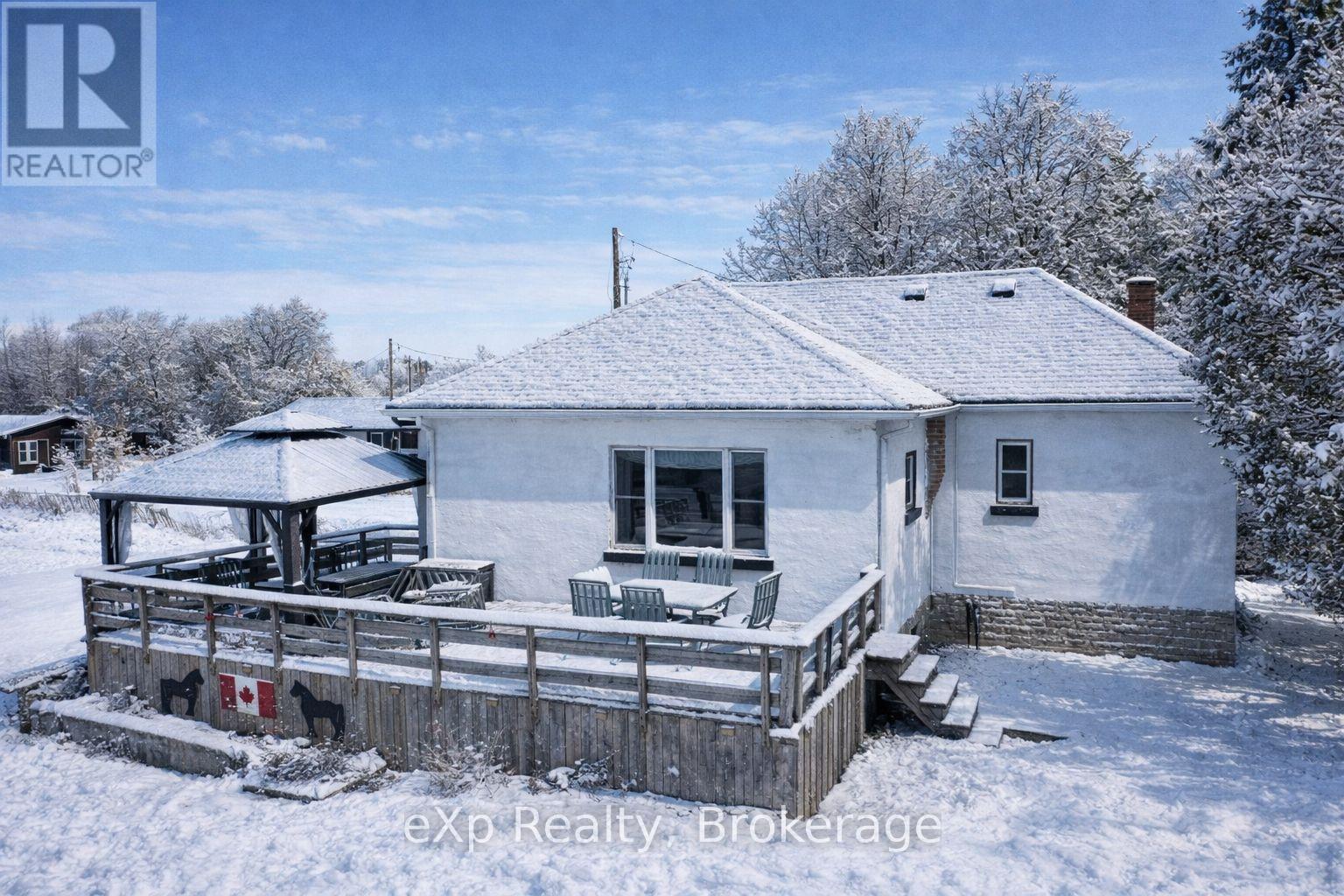 125 Lake Drive, West Grey, Ontario  N0C 1H0 - Photo 6 - X12376022