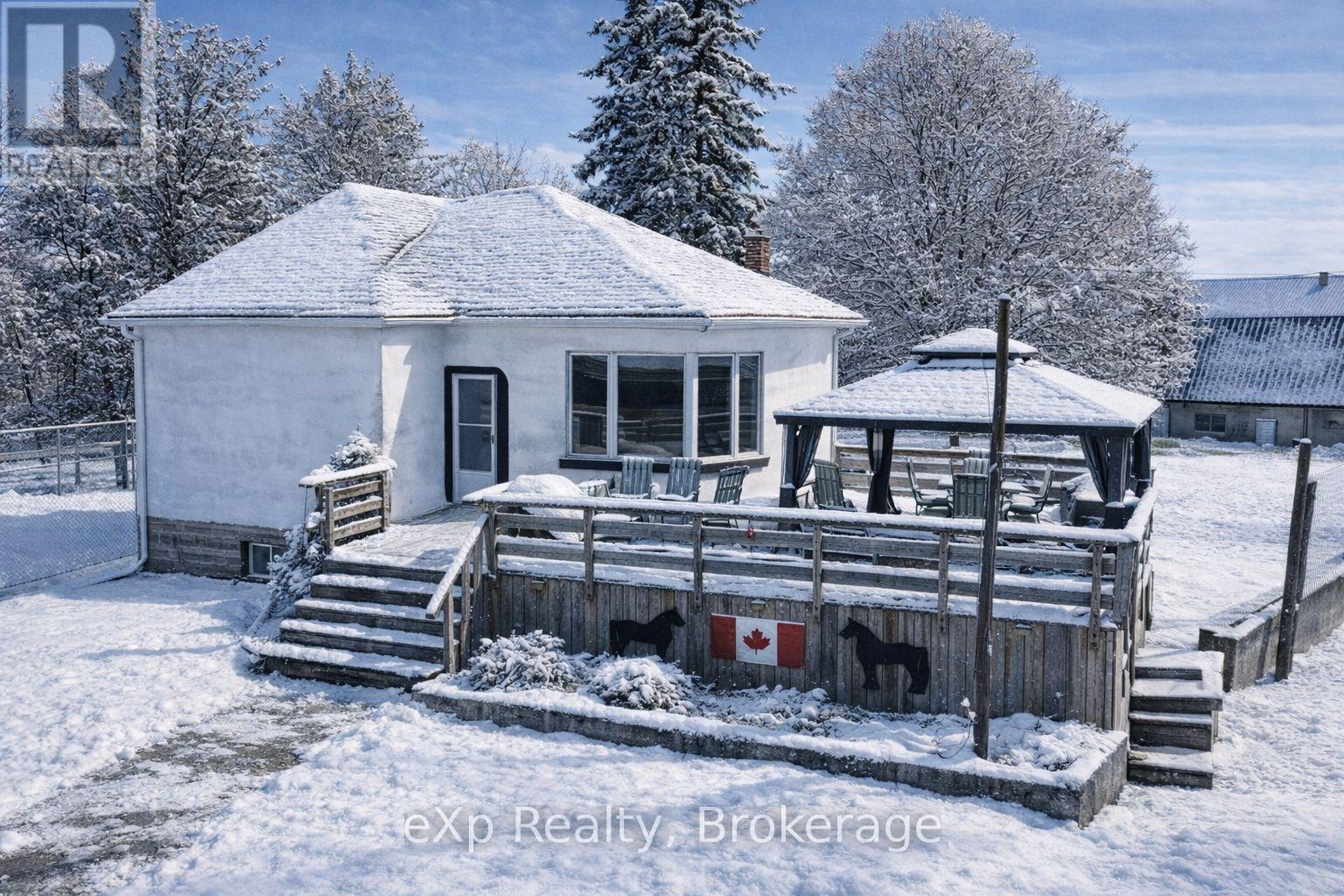 125 Lake Drive, West Grey, Ontario  N0C 1H0 - Photo 5 - X12376022