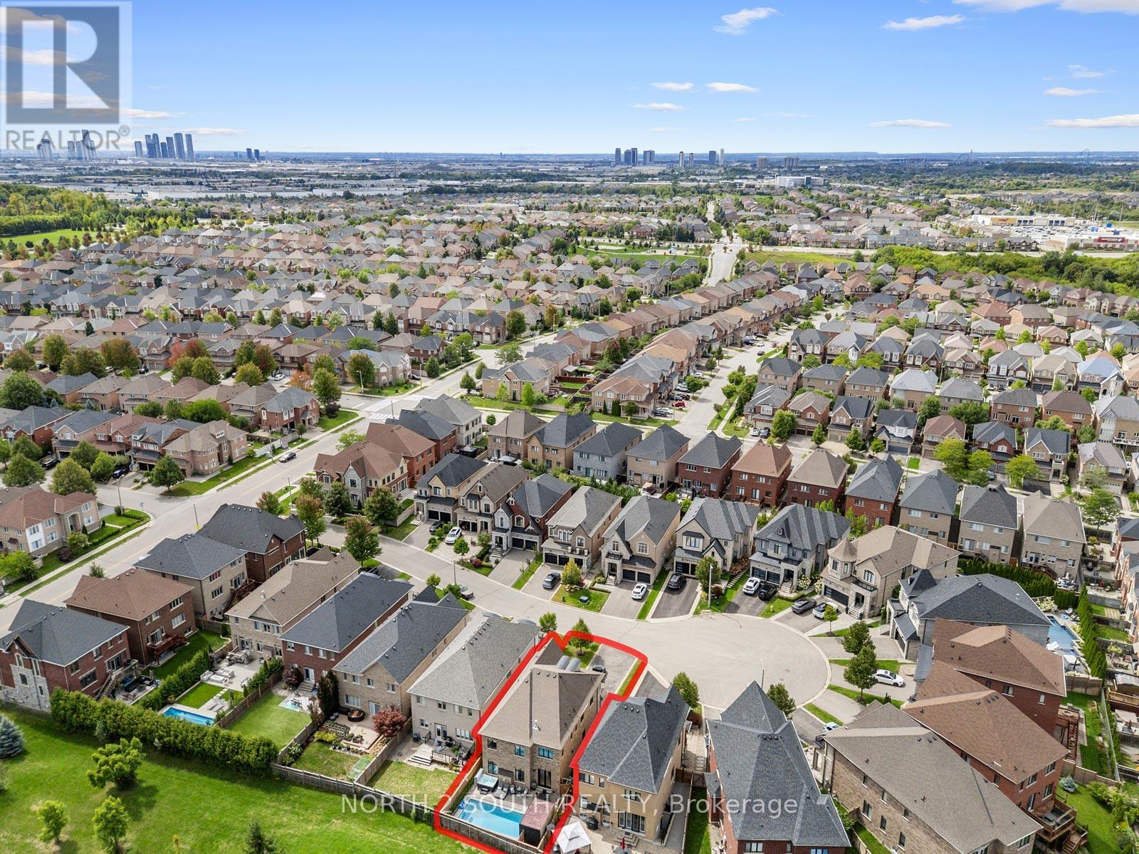 29 Kylemount Court, Vaughan, Ontario  L4J 0J4 - Photo 44 - N12733796