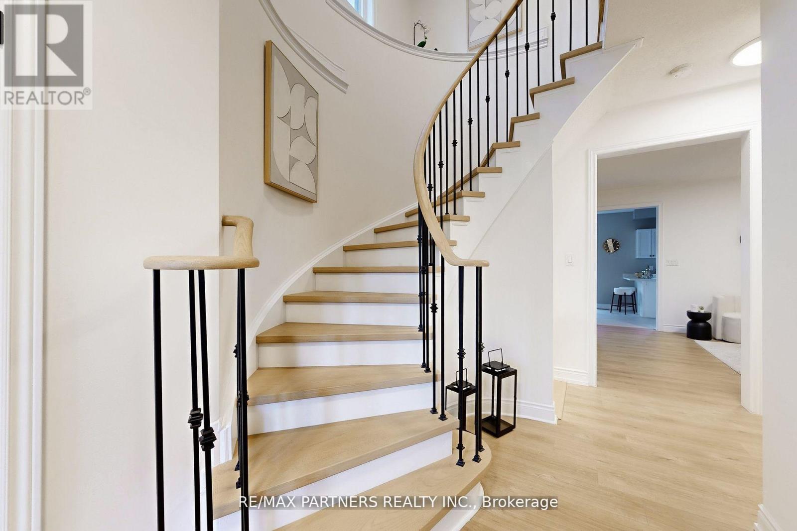 29 Robert Osprey Drive, Markham, Ontario  L6C 0K9 - Photo 4 - N12733818