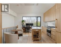 LANEWAY - 451 MONTROSE AVENUE, Toronto, Ontario