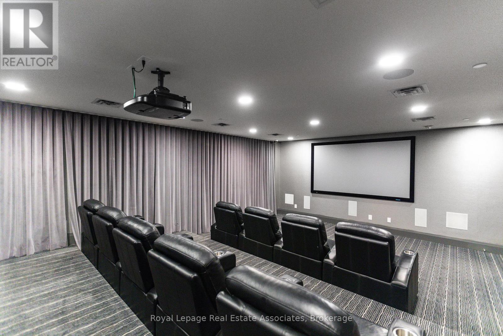 303 - 11 Bronte Road, Oakville, Ontario  L6L 0E1 - Photo 15 - W12733766