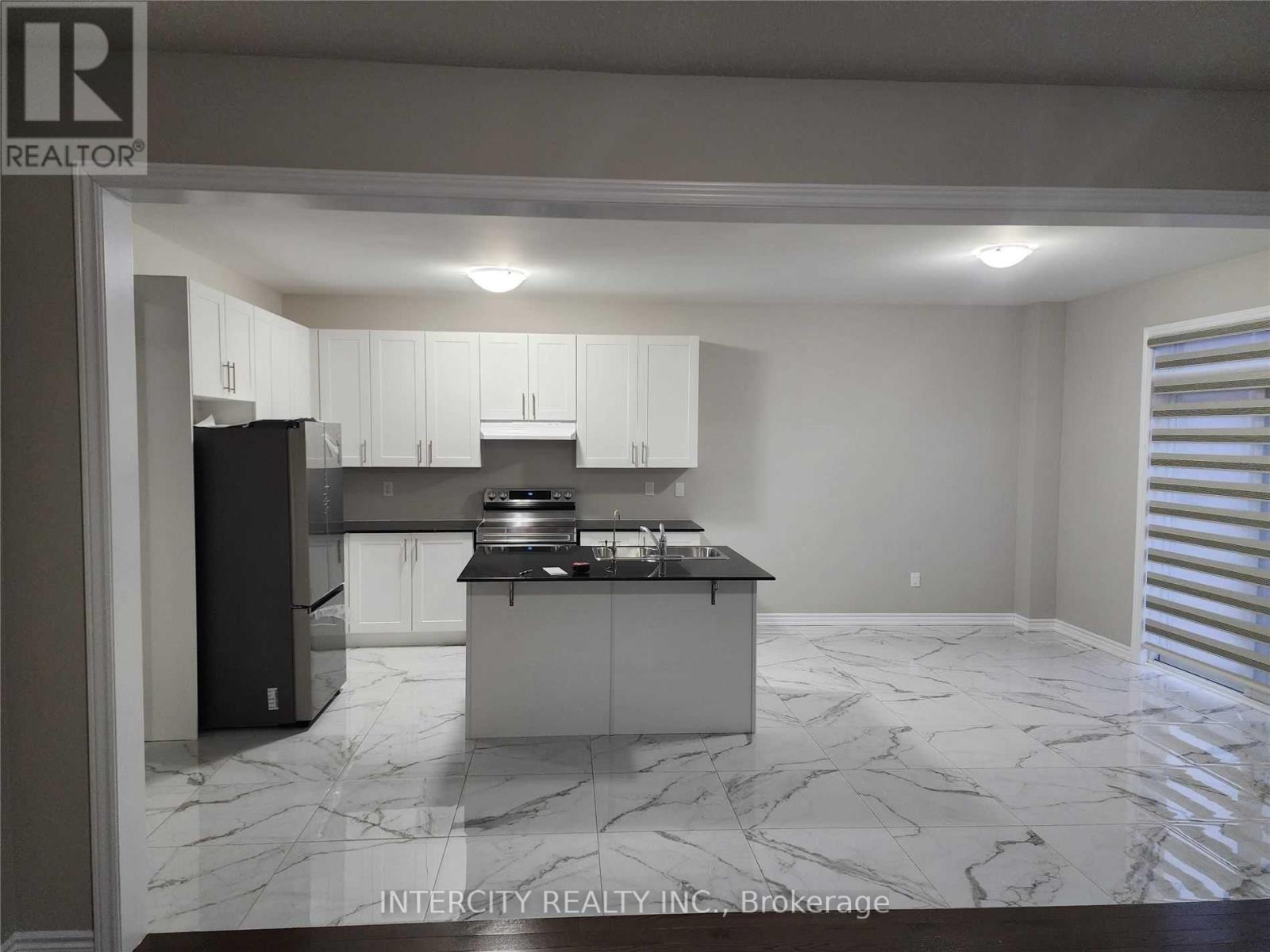 6 Keith Monkman Way, Brampton, Ontario  L7A 5C6 - Photo 6 - W12733768