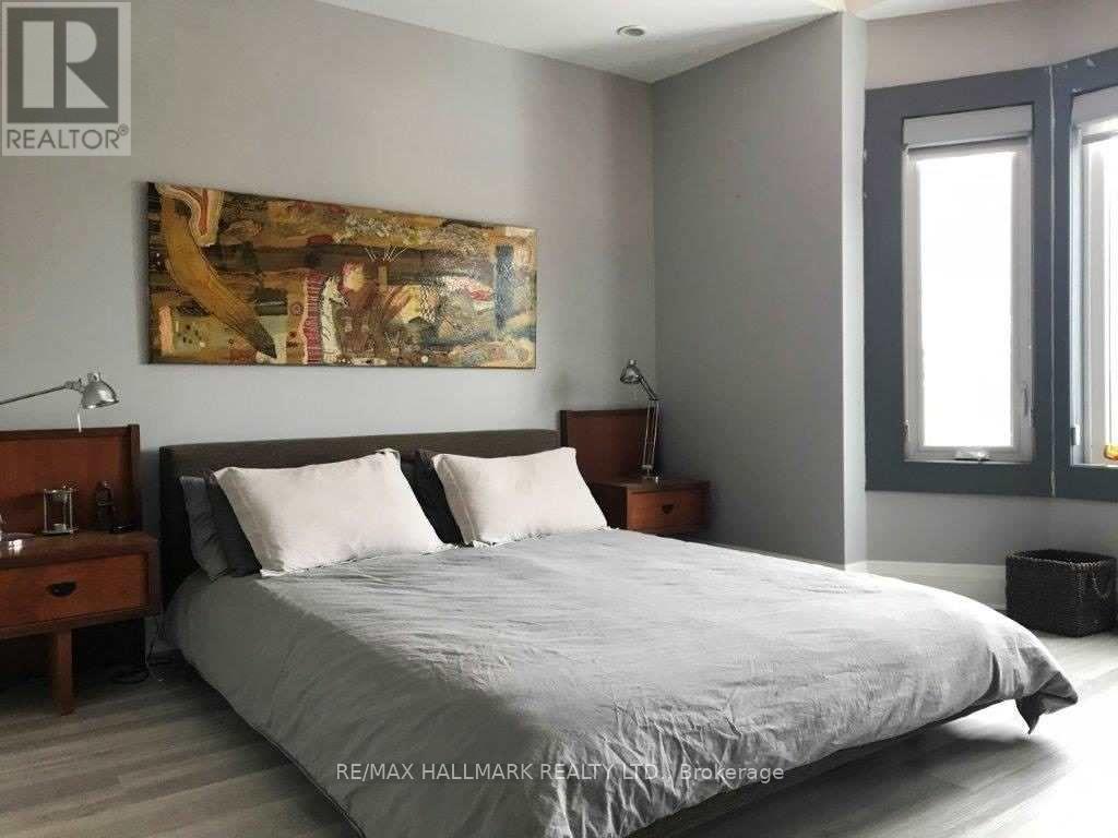 47 Hounslow Heath Road, Toronto, Ontario  M6N 1G7 - Photo 10 - W12733770