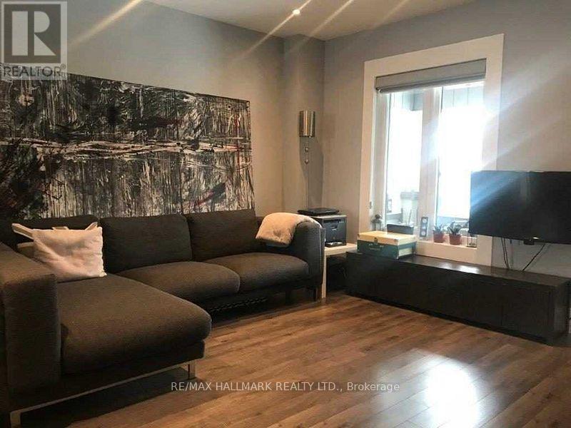 47 Hounslow Heath Road, Toronto, Ontario  M6N 1G7 - Photo 2 - W12733770