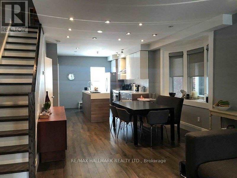 47 Hounslow Heath Road, Toronto, Ontario  M6N 1G7 - Photo 4 - W12733770