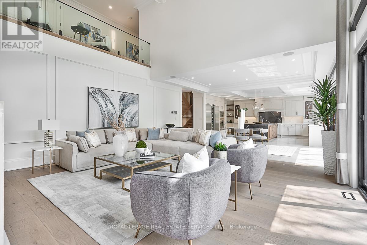 204 Maple Grove Drive, Oakville, Ontario  L6J 4V3 - Photo 17 - W12733778