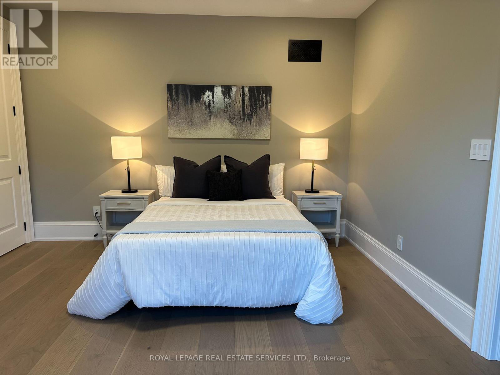 204 Maple Grove Drive, Oakville, Ontario  L6J 4V3 - Photo 34 - W12733778