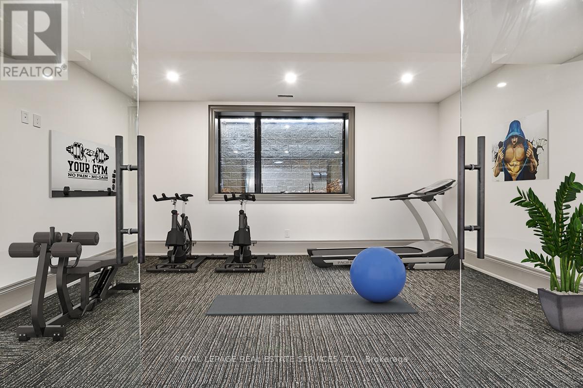 204 Maple Grove Drive, Oakville, Ontario  L6J 4V3 - Photo 44 - W12733778