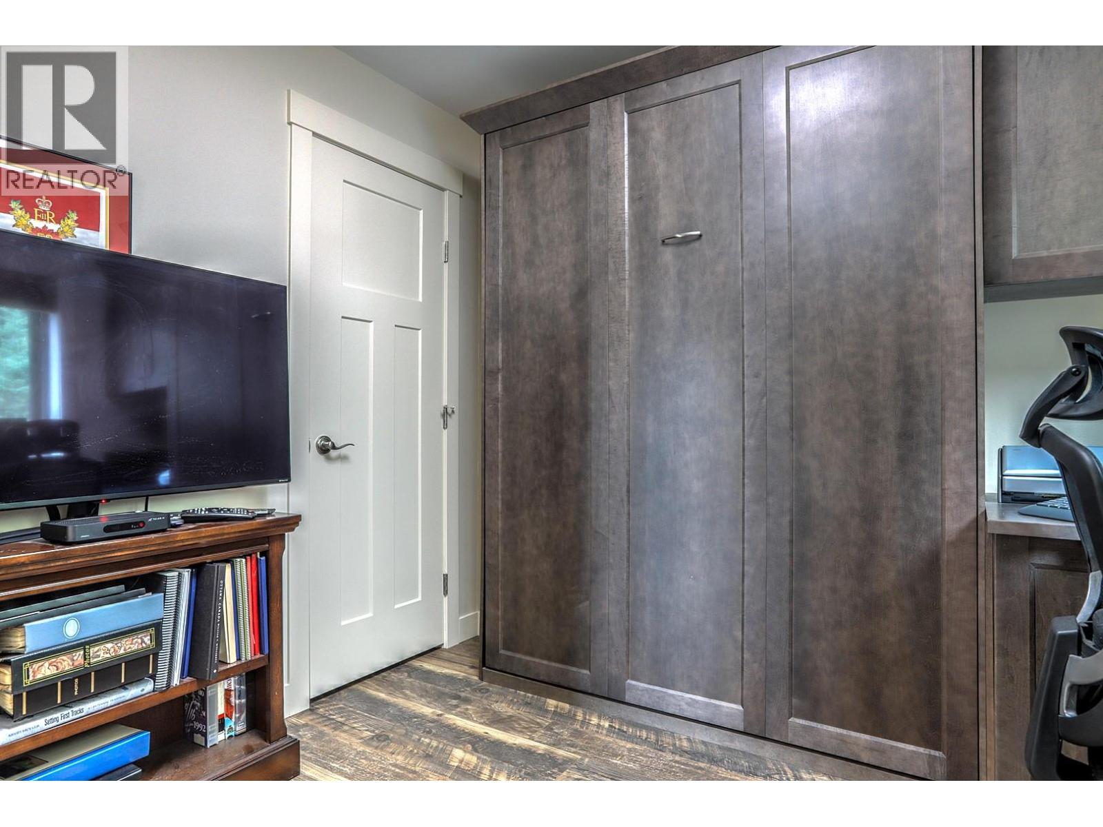 9834 Cathedral Drive, Silver Star, British Columbia  V1B 0S1 - Photo 51 - 10374000