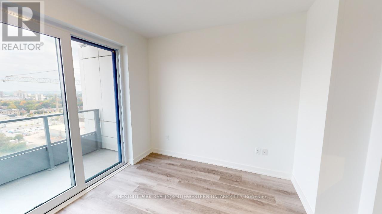 1704 - 15 Wellington Street, Kitchener, Ontario  N2G 0E4 - Photo 10 - X12733800