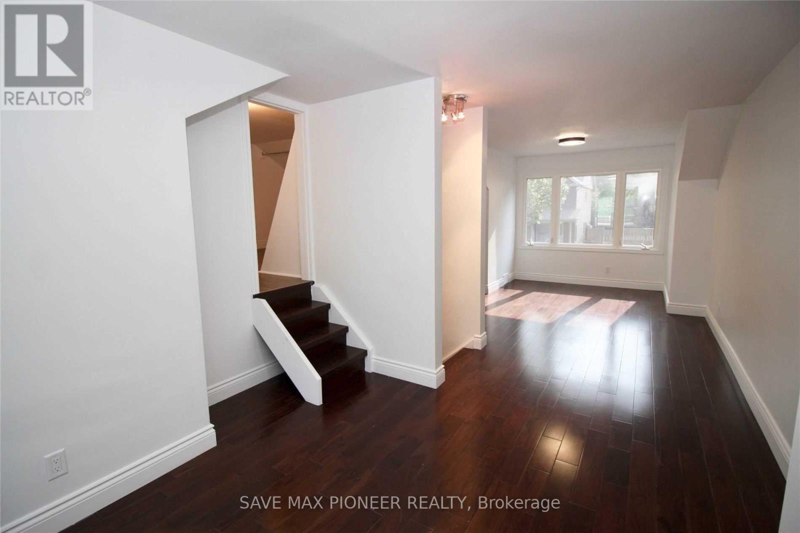 5 Parkview Boulevard, Halton Hills, Ontario  L7G 2Y2 - Photo 12 - W12546864