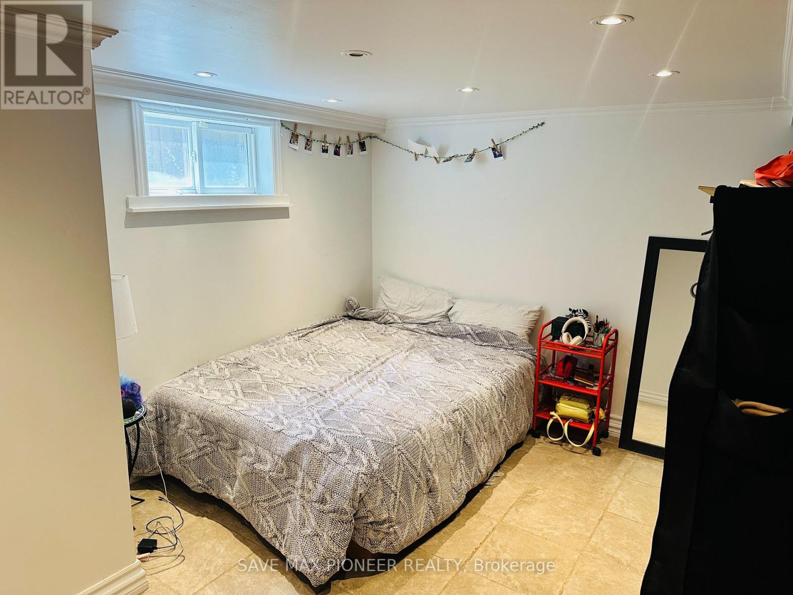 5 Parkview Boulevard, Halton Hills, Ontario  L7G 2Y2 - Photo 32 - W12546864