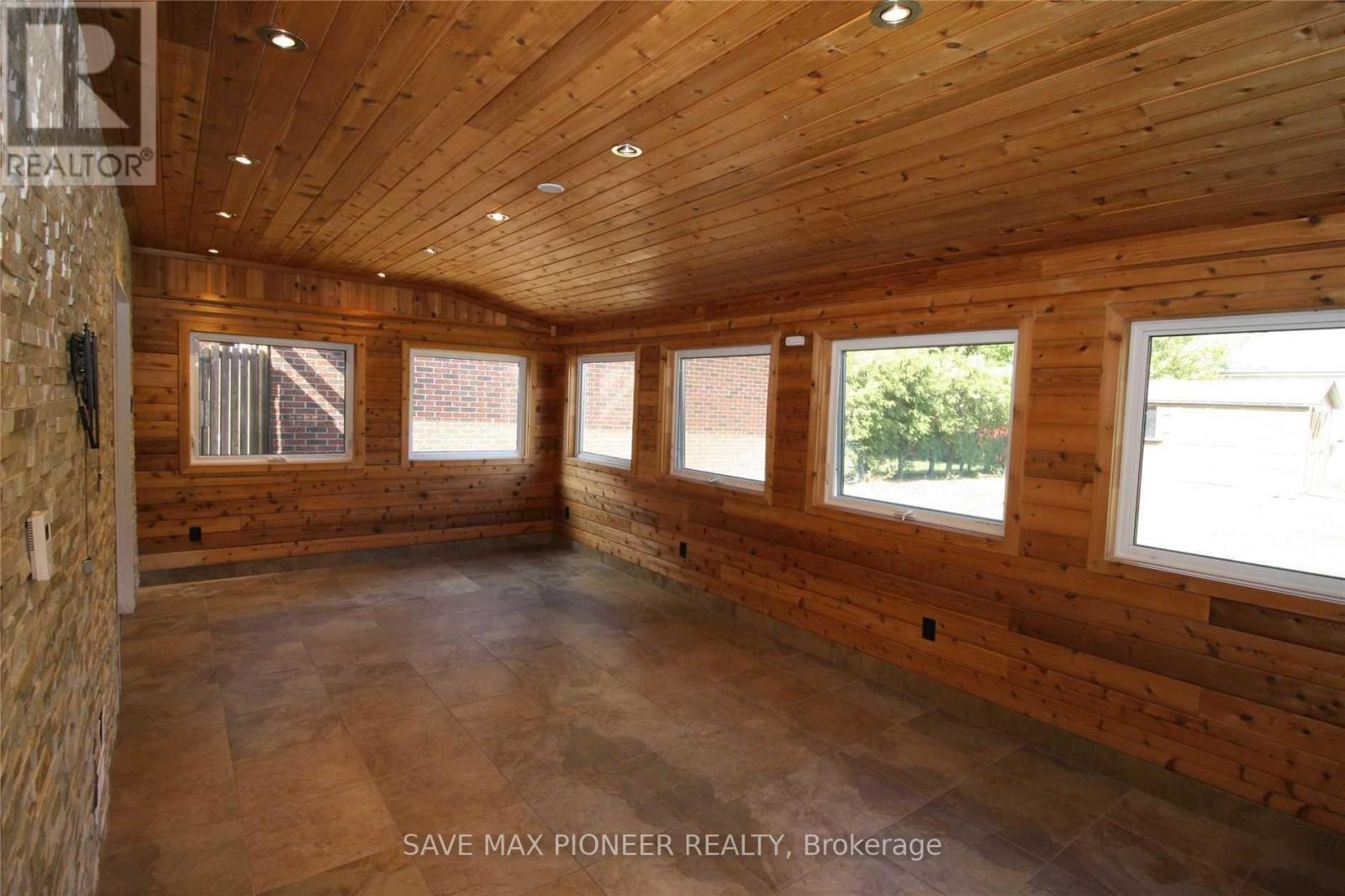 5 Parkview Boulevard, Halton Hills, Ontario  L7G 2Y2 - Photo 18 - W12546864