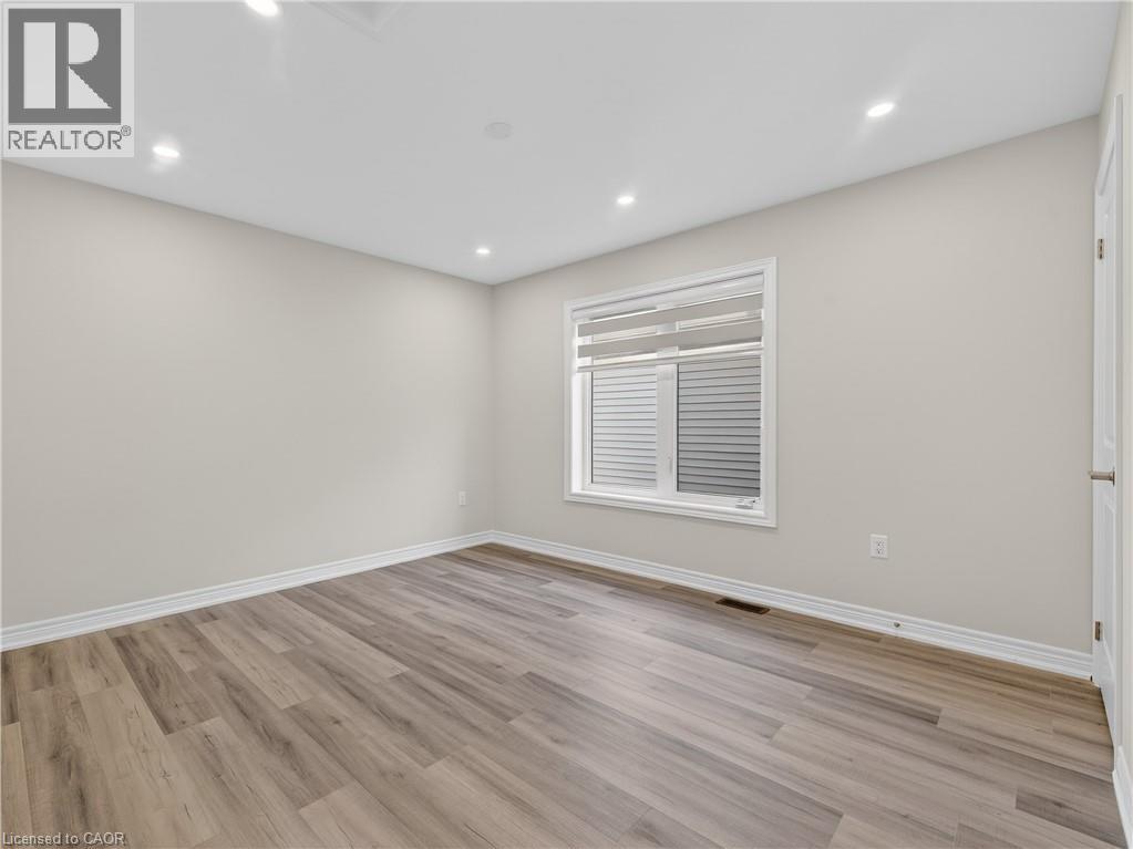 15 Vinifera Drive Unit# Upper, Grimsby, Ontario  L3M 0L2 - Photo 28 - 40801228