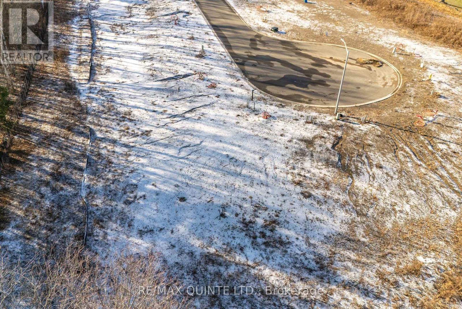 36 Exeter Court, Quinte West, Ontario  K8V 5P4 - Photo 27 - X12733840