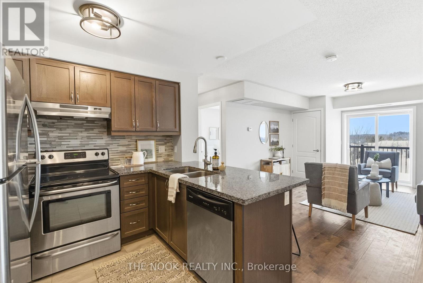 301 - 910 Wentworth Street, Peterborough, Ontario  K9J 8R8 - Photo 10 - X12733852