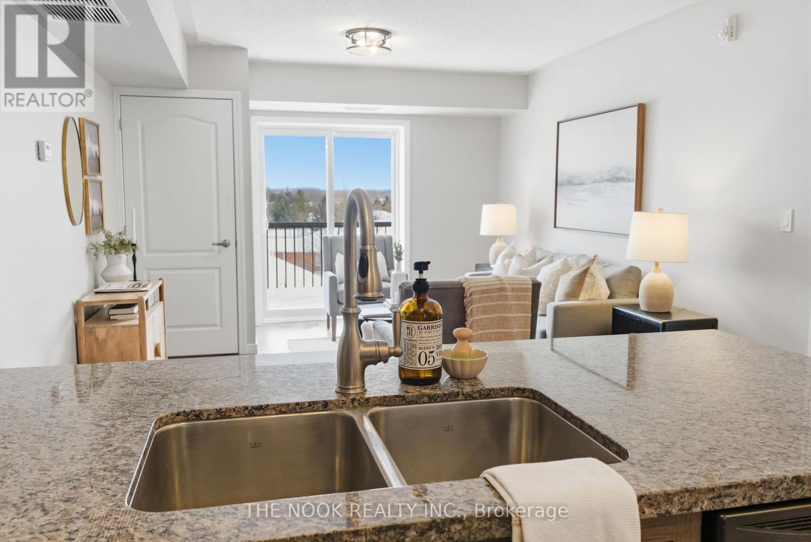 301 - 910 Wentworth Street, Peterborough, Ontario  K9J 8R8 - Photo 11 - X12733852