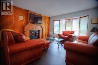 11538 21 Avenue, Blairmore, Alberta  T0K 0E0 - Photo 4 - A2265974