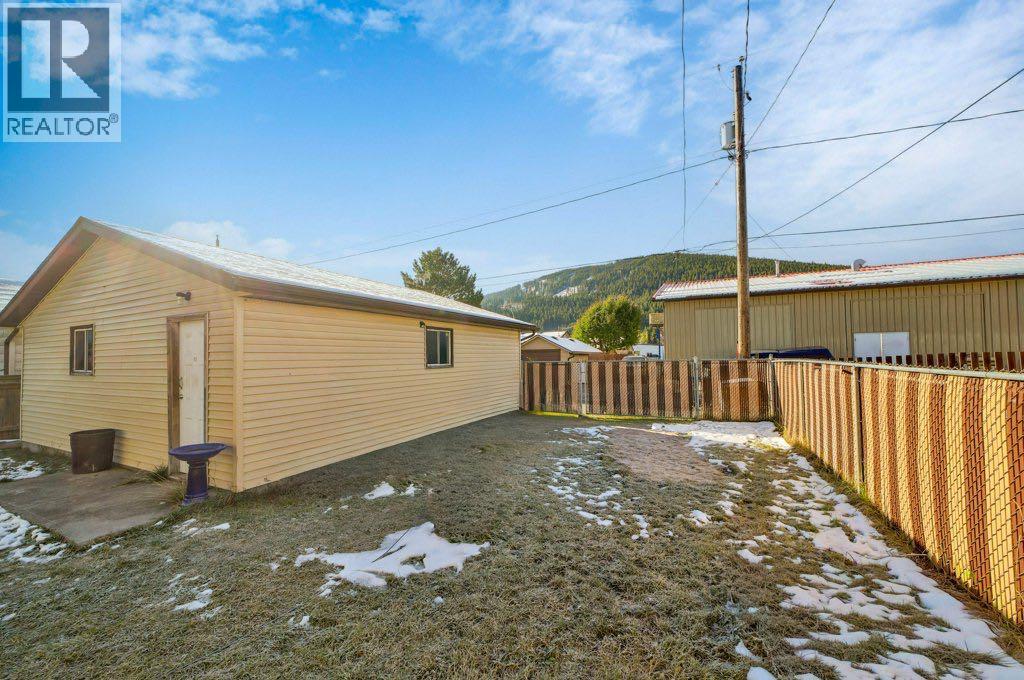 11538 21 Avenue, Blairmore, Alberta  T0K 0E0 - Photo 25 - A2265974