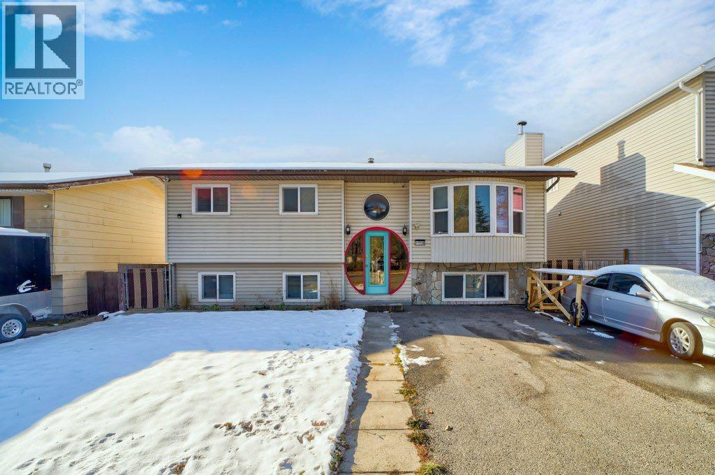 11538 21 Avenue, Blairmore, Alberta  T0K 0E0 - Photo 2 - A2265974