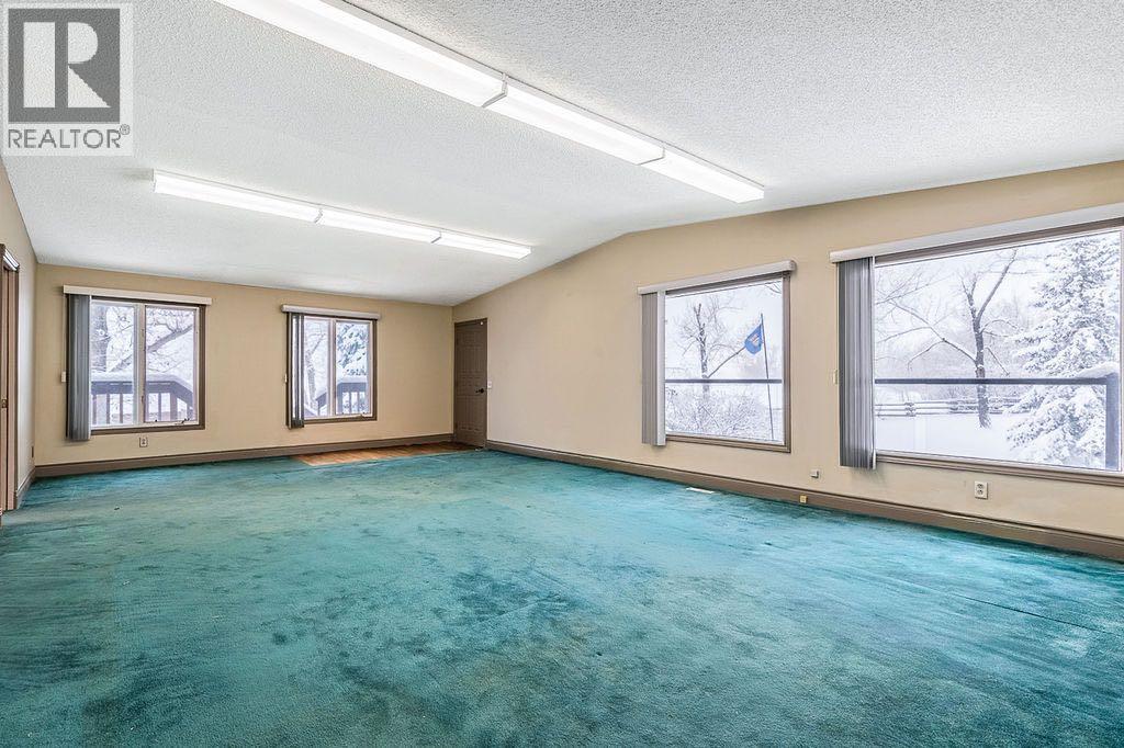 258100 16 Street E, De Winton, Alberta  Y1S 3M1 - Photo 24 - A2272630