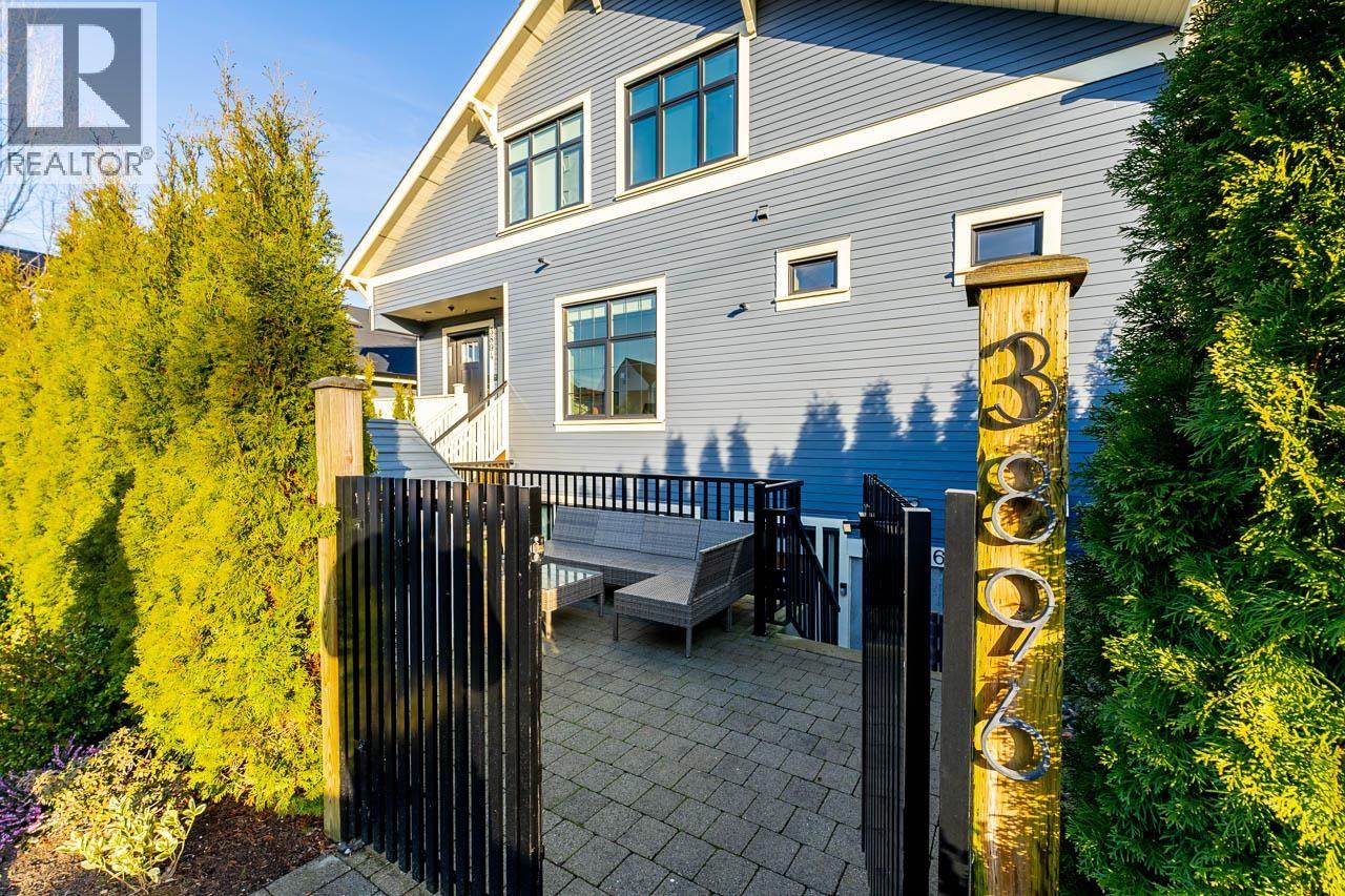 3896 Welwyn Street, Vancouver, British Columbia  V5N 3Y9 - Photo 1 - R3083649