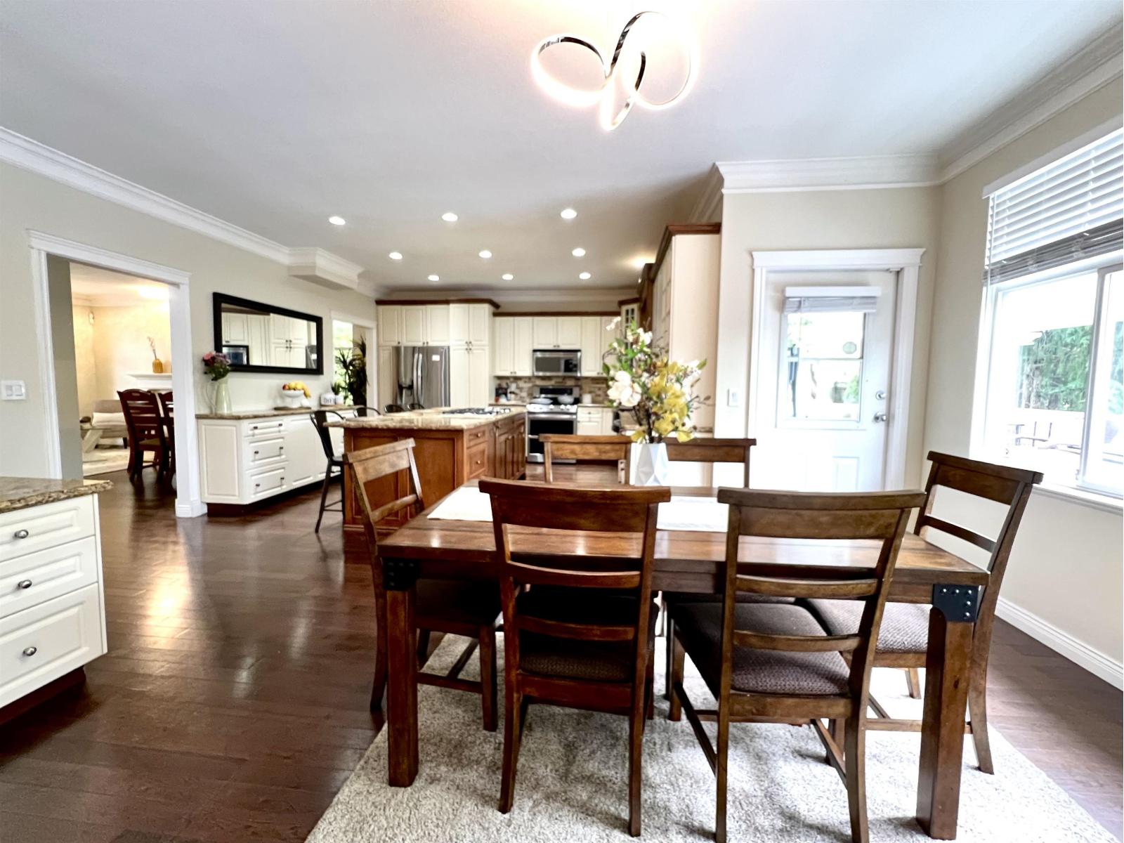 20683 66a Avenue, Langley, British Columbia  V2Y 2Y4 - Photo 10 - R3083859